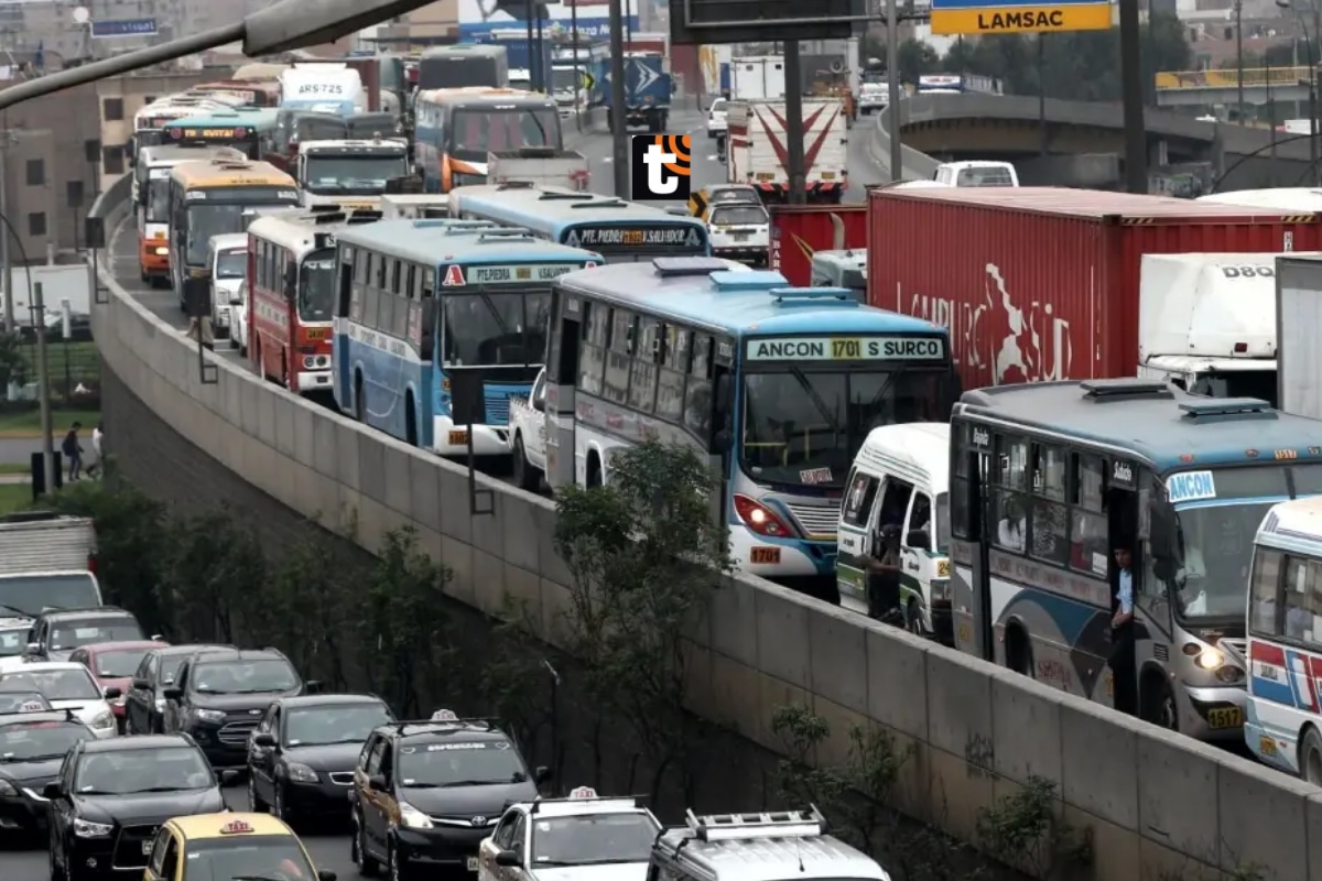 Tráfico en Lima.
