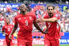 ¡PARTIDAZO! Suiza goleó 4-1 Bosnia y puso un pie en la siguiente ronda del Mundial 2026