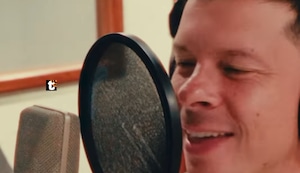 Mario Hart incursiona en la cumbia y Metiche lo HUNDE: “¿Qué hicimos para merecer esto?”