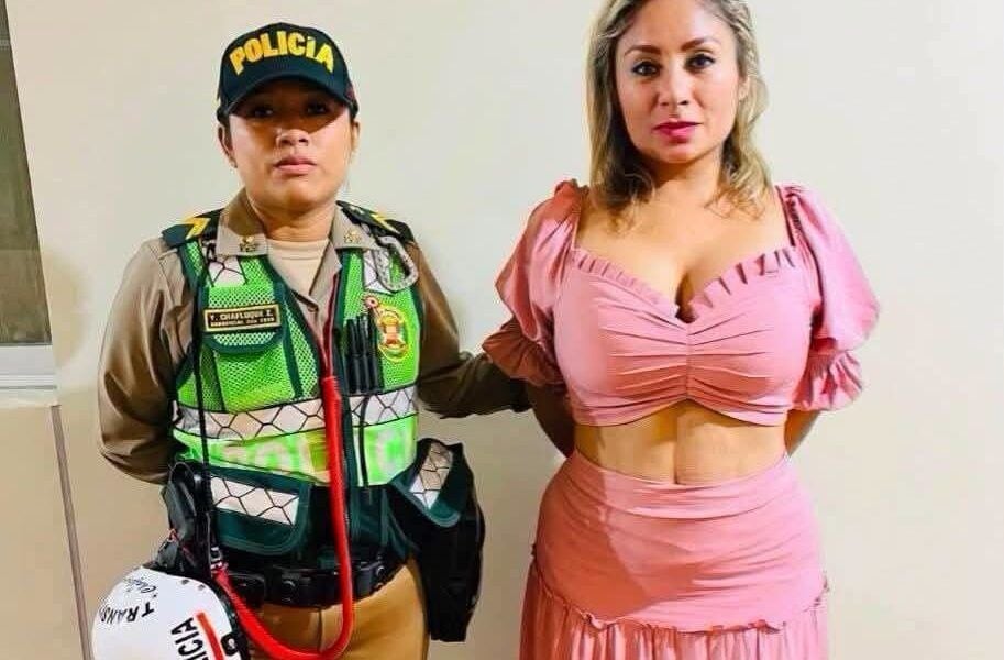 Fiscal agrede a policía y termina detenida