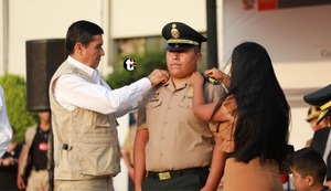 ¡Ascienden a policía héroe! Suboficial enfrentó a seis delincuentes armados y fue reconocido por acción distinguida