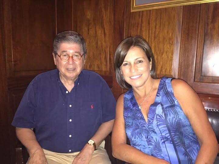 Bryce Echenique leyó los cuentos de Rossana Sala. A partir de allí, la autora de "Me llevan a otra parte" decidió dedicarse a la literatura. (Foto: Facebook)