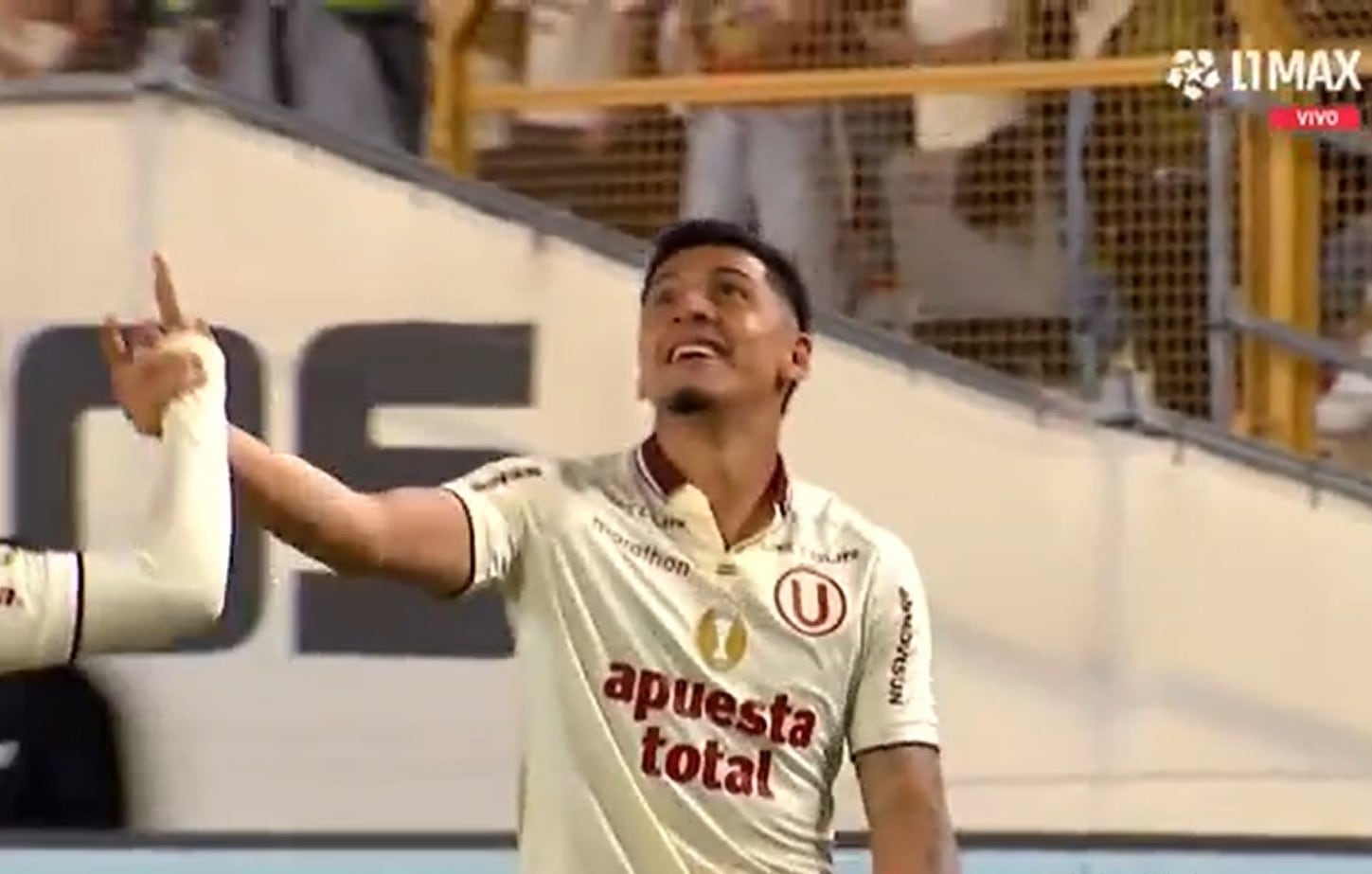 César Inga pone el 1-1 de Universitario ante Comerciantes con un GOLAZO al filo del área | VIDEO