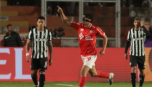 Matías Succar se luce con triplete en el Cienciano - Botafogo por la Copa Sudamericana | VIDEO