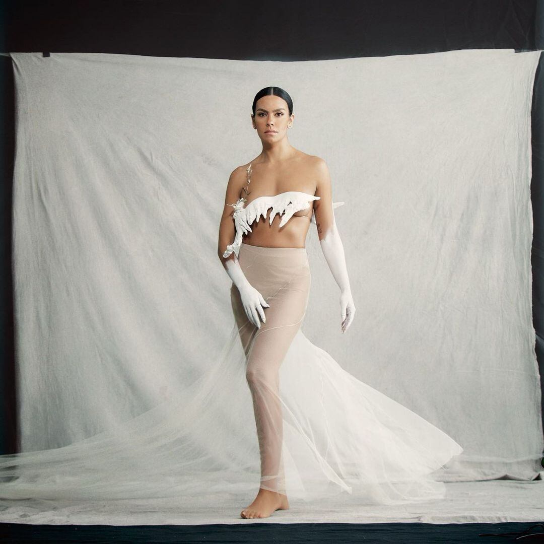 Se trata de un vestido muy simbólico donde la capa estaba confeccionada con una tienda de campaña de ACNUR para refugiados
(Foto: Cristina Pedroche/ Instagram)