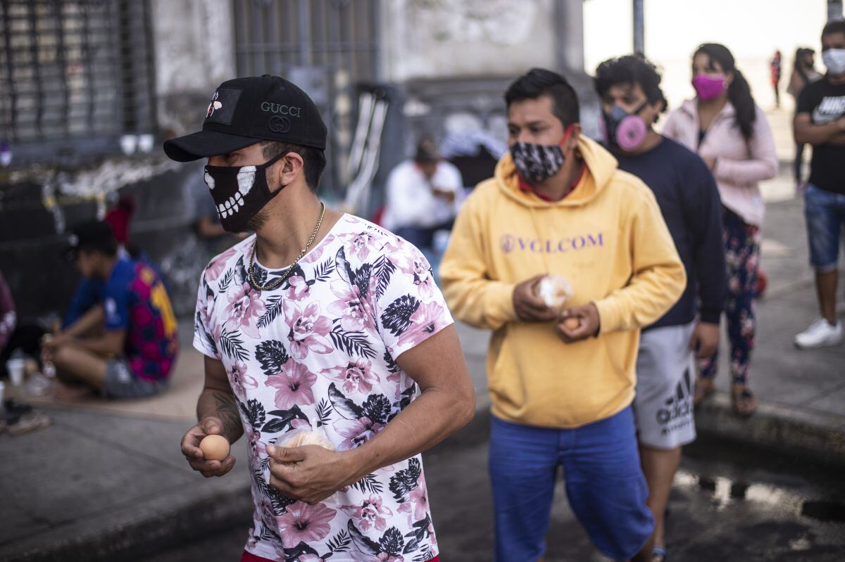 Con la Billetera Digital podrás disponer del subsidio de manera online y no necesitarás ir al banco a cobrar los 760 soles (Foto: AFP)