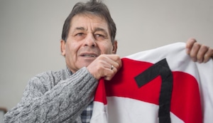 El Búho hincha de Roberto Chale