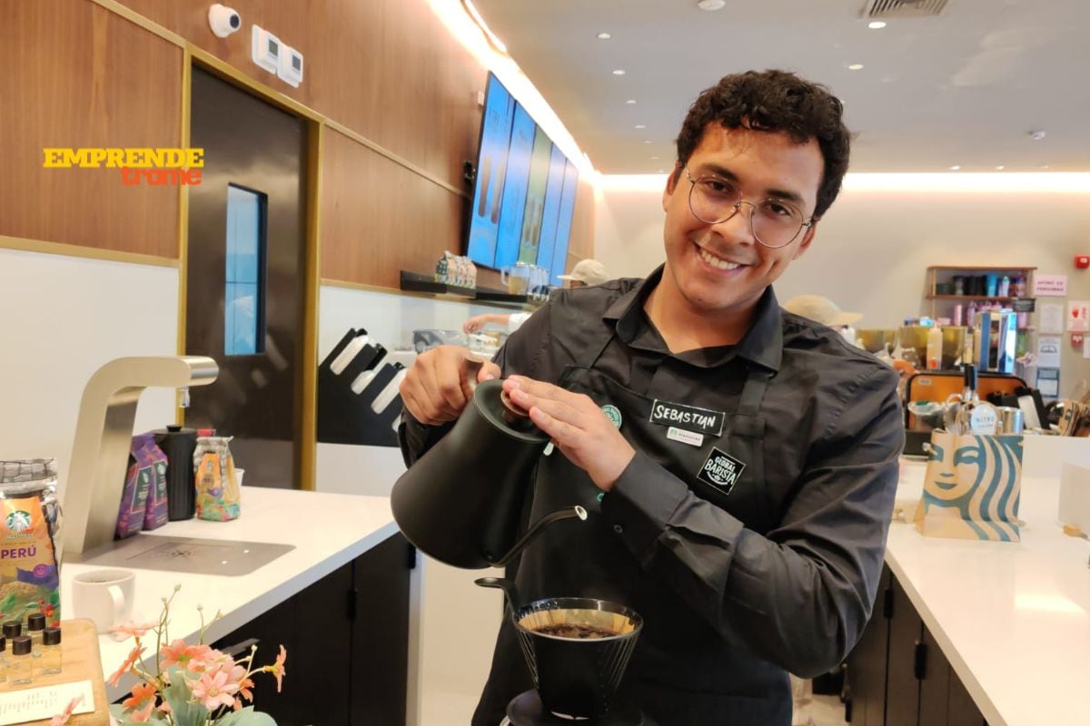 Arnao cuenta que muchos jóvenes quieren conocer más del café peruano luego de sus logros en competencias. Foto: Katty Gines.