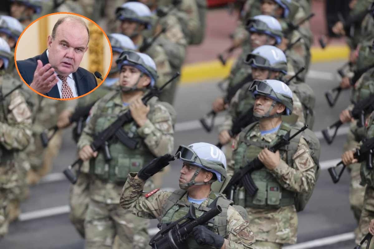 Rafael López Aliaga pide formalmente la salida de los militares a resguardar a la población. (@gec)