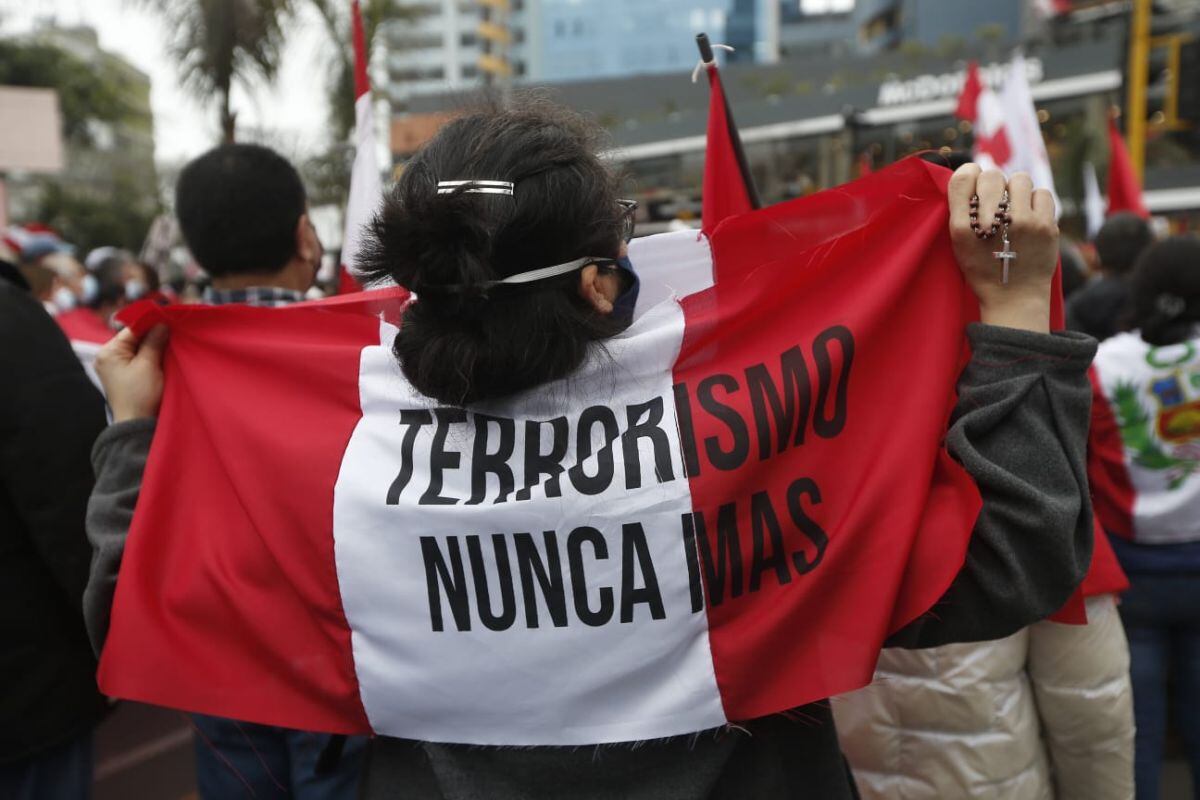 Homenaje a las víctimas de Tarata. (Jorge Cerdan/@photo.gec)