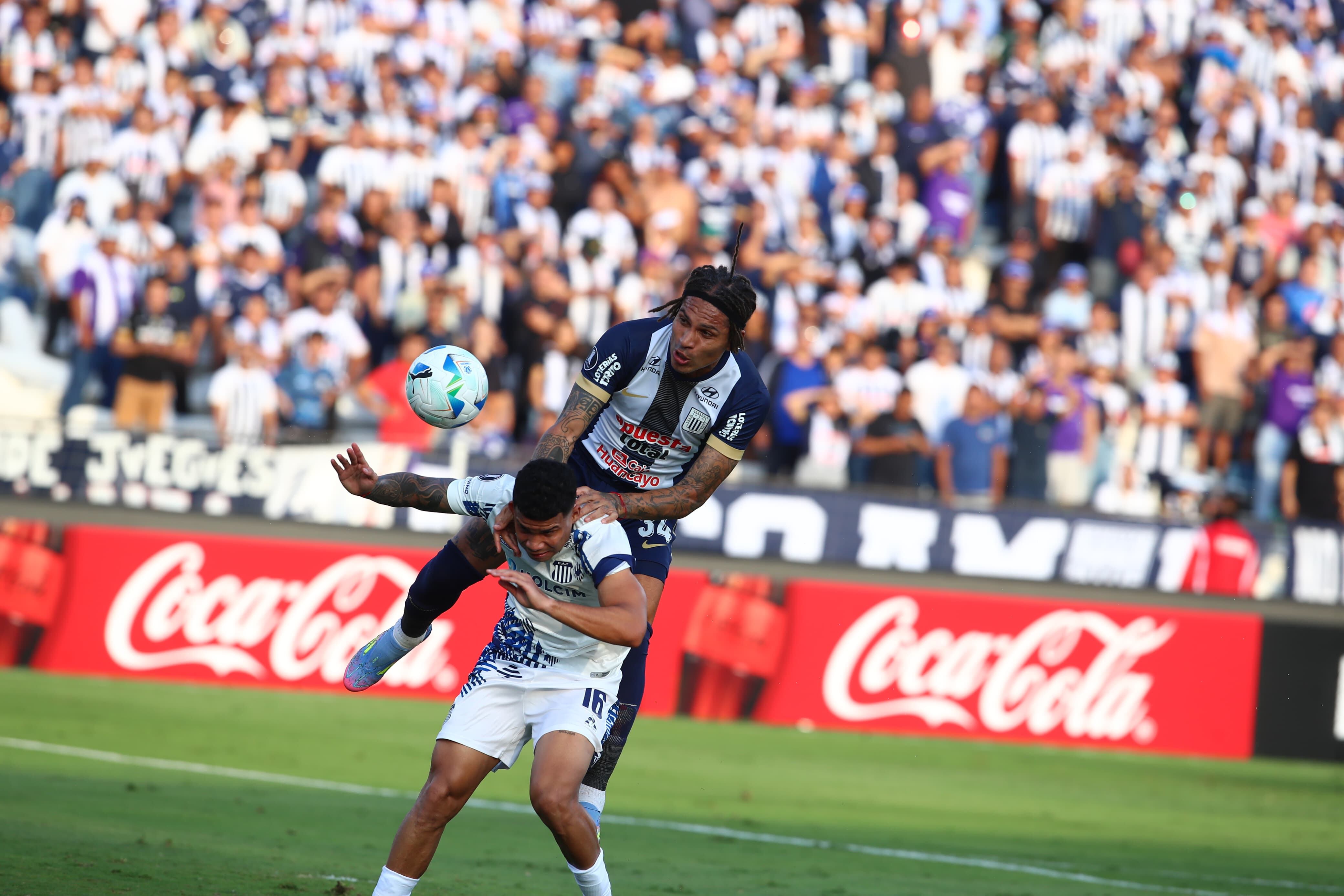 Partido entre Alianza Lima vs Talleres por la fase de grupos de la Copa Libertadores en el Estadio Alejandro Villanueva.
Fotos: Giancarlo Ávila / @ photo.gec