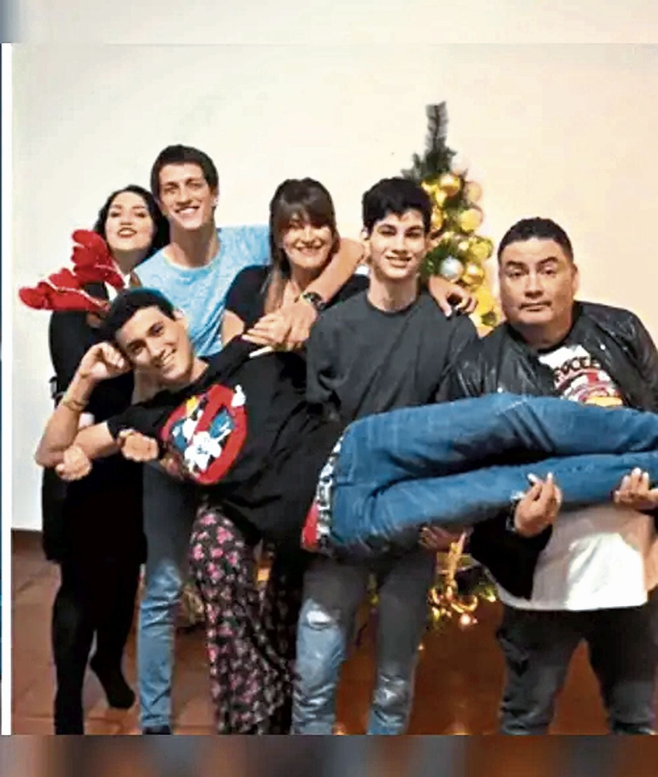 Alfredo Benavides y su familia