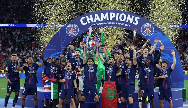 PSG campeón de la UEFA Champions League. Sumó su segunda 'Orejona' consecutiva. (Photo by FRANCK FIFE / AFP)