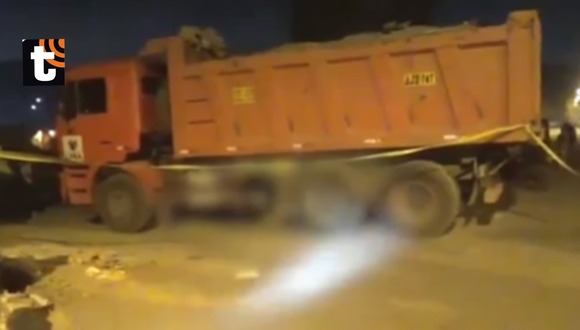 Motociclista muere atropellado