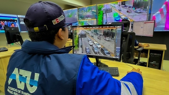 ATU: fiscalización electrónica detecta más 5800 vehículos de transporte público "pirata".