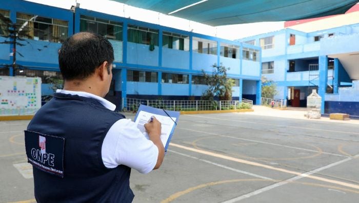 ONPE dispuso locales de votación dentro de colegios y ya no en espacios abiertos para la segunda vuelta. (Foto: ONPE)