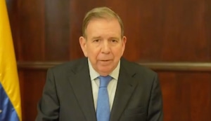 Edmundo González anuncia estar cerca de Venezuela preparando su regreso para asumir la presidencia