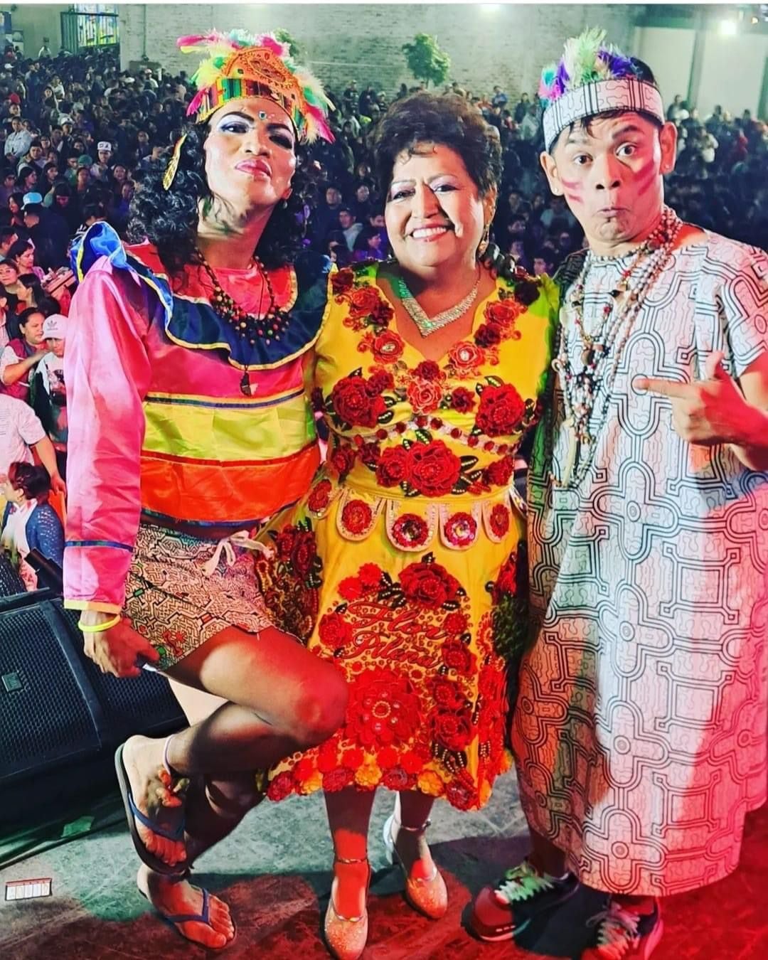 'Pepino' acompañó a 'Flor Pileña' en su aniversario 42. (Foto: Facebook)