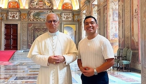 Donnie Yaipén visitó a León XIV en el Vaticano: “Ya escuchó la cumbia del papa”