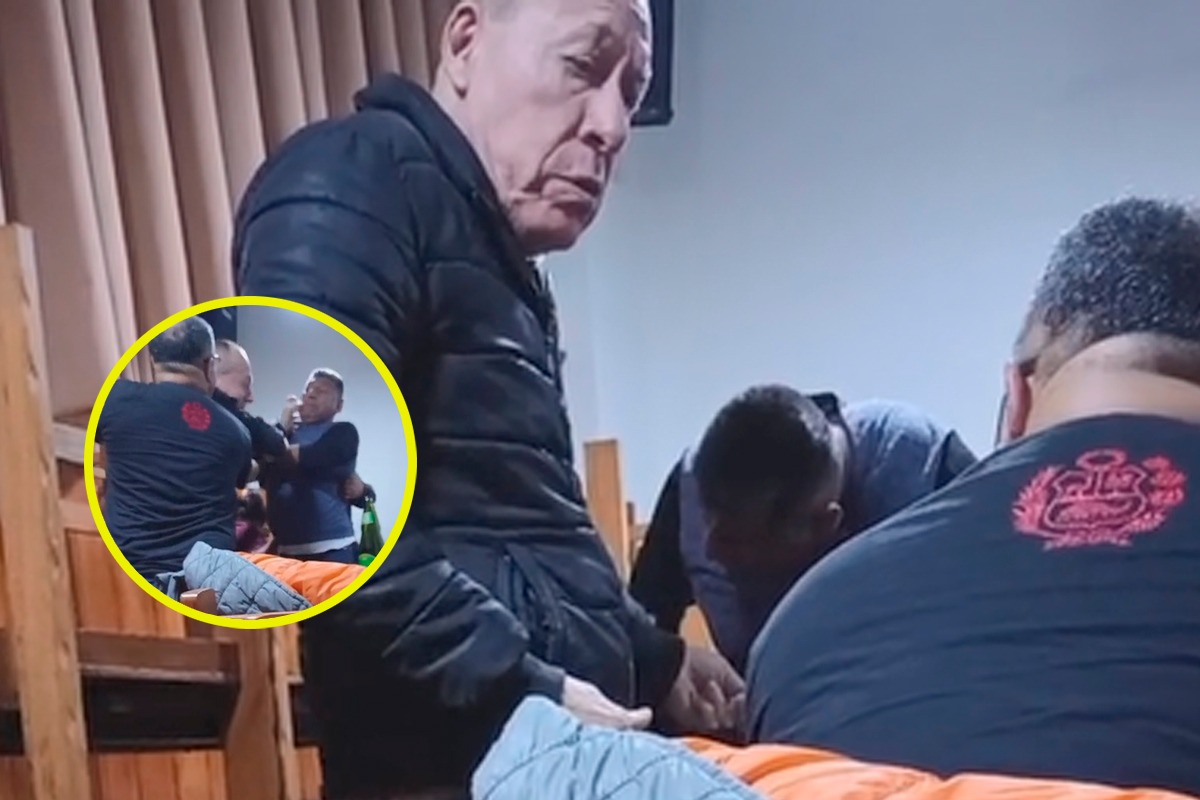 Yuca se agarra a golpes.