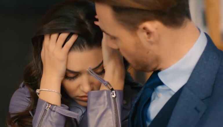 ¿Encontrarán al amigo de la infancia de la florista antes de que acabe el plazo? (Foto: Love Is in the Air / MF Yapım)