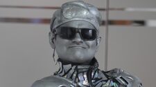 Robotin cumple con sus hijas: “Trabajo para hacer felices a los niños, así no sean míos”