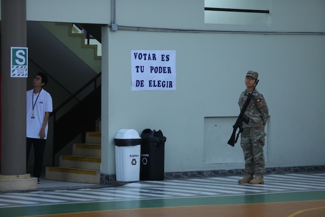 Las Fuerzas Armadas custodiaron el orden de este proceso electoral (Foto: Diana Marcelo)