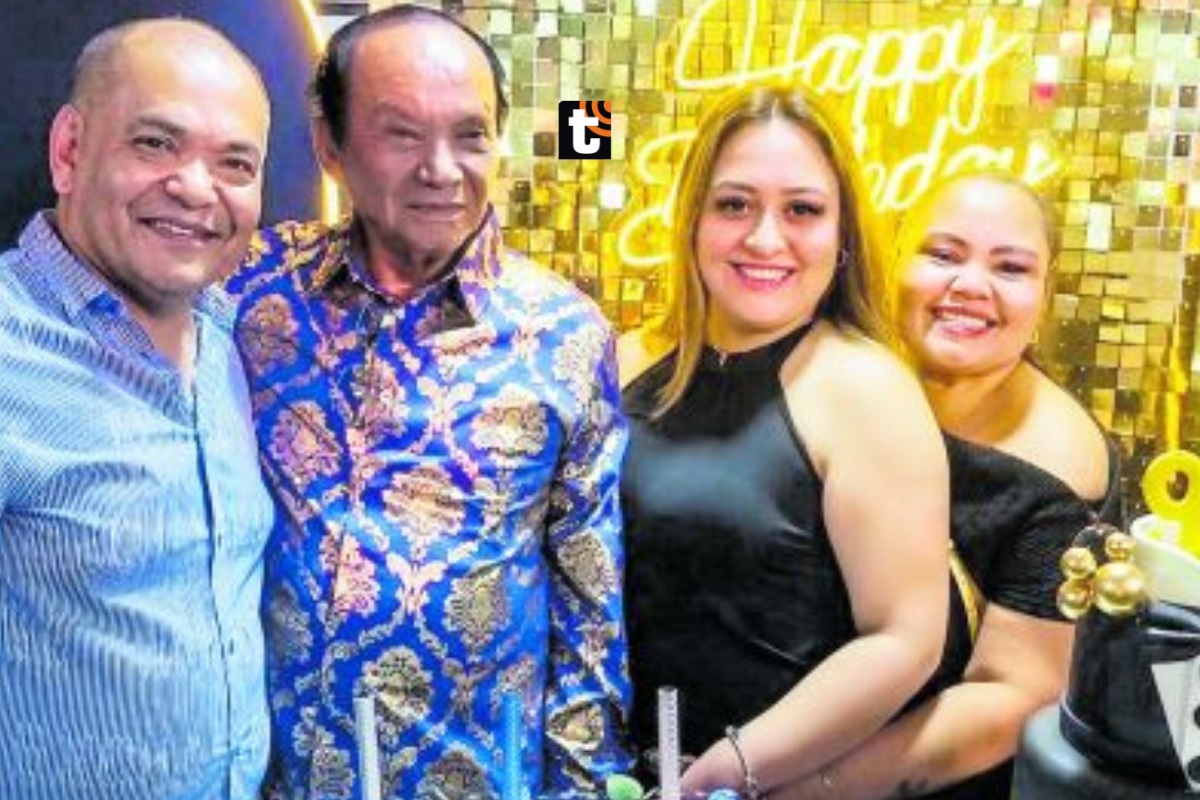 Pablo Villanueva, ‘Melcochita’, cumplió 90 años y tuvo una fiesta sorpresa que fue organizada por sus hijos y su pareja, Heydi Amado.
