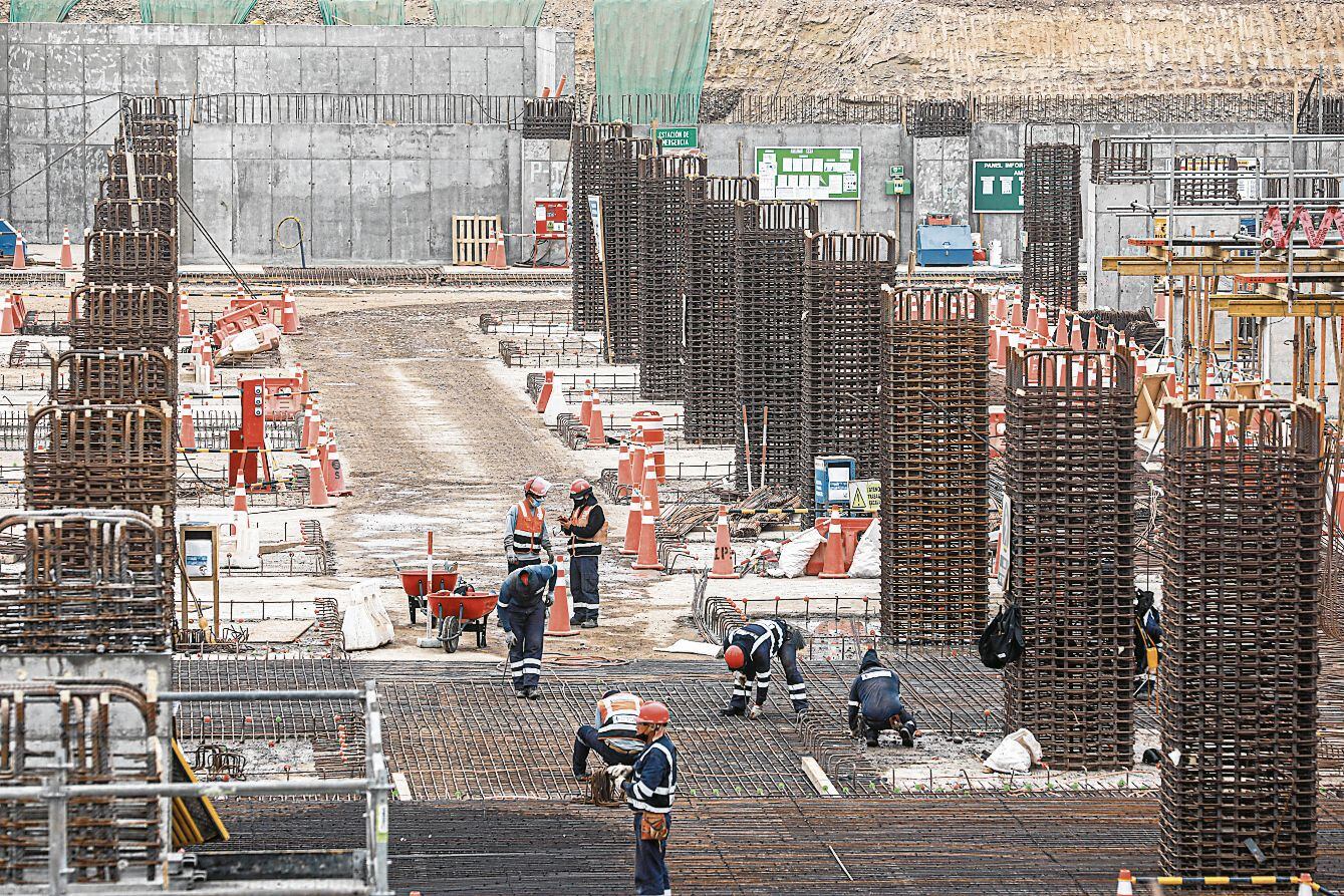 Inversión privada también se verá afectada, señaló Álex Contreras.