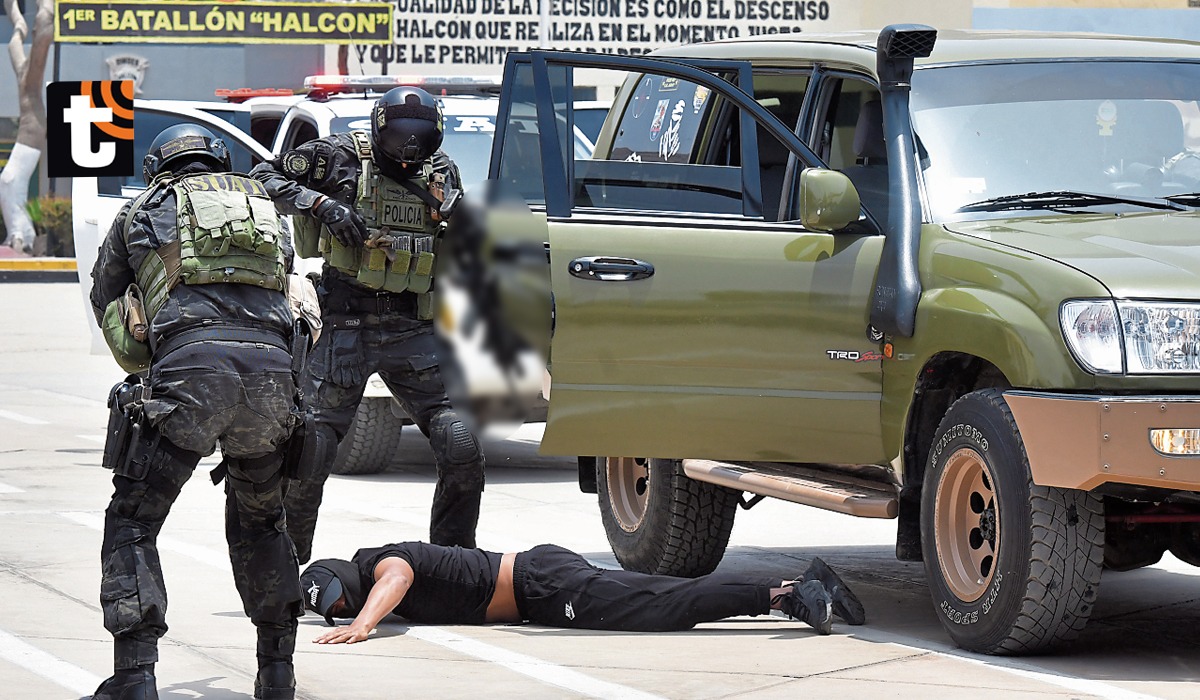 En el caso de la protección a miembros de la PNP, la ley impide que la Fiscalía solicite la detención inmediata de los agentes que lesionen o maten con sus armas a delincuentes