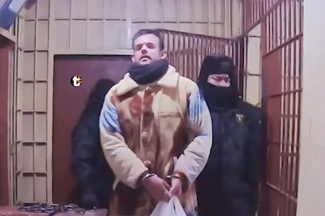 Feminicida neerlandés Joran van der Sloot fue hallado grave al interior de su celda