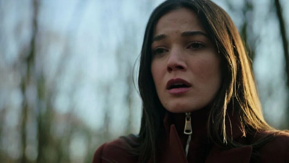 Ceylin empieza a recordar lo que pasó con Engin en la telenovela turca "Secretos de familia" (Foto: Ay Yapım)