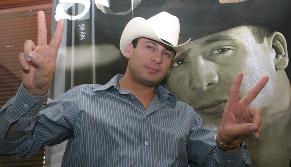 Valentín Elizalde “El gallo de oro” fue asesinado tras recibir más de 70 balazos. (Foto: Moisés Pablo / cuartoscuro.com)