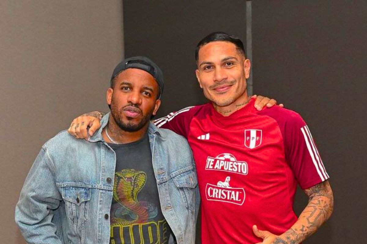 Paolo Guerrero recibió a efectuoso saludo de Jefferson Farfán (@labicolor)