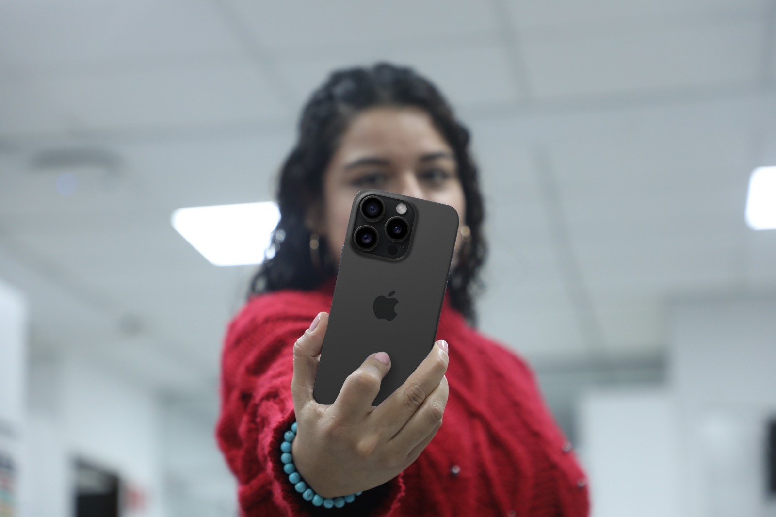 Esta medida alcanza equipos y aparatos de telecomunicaciones, tales como celulares, smartphones, tablets, smartwatch, equipos poc, antenas, transmisores, entre otros. Foto: MTC