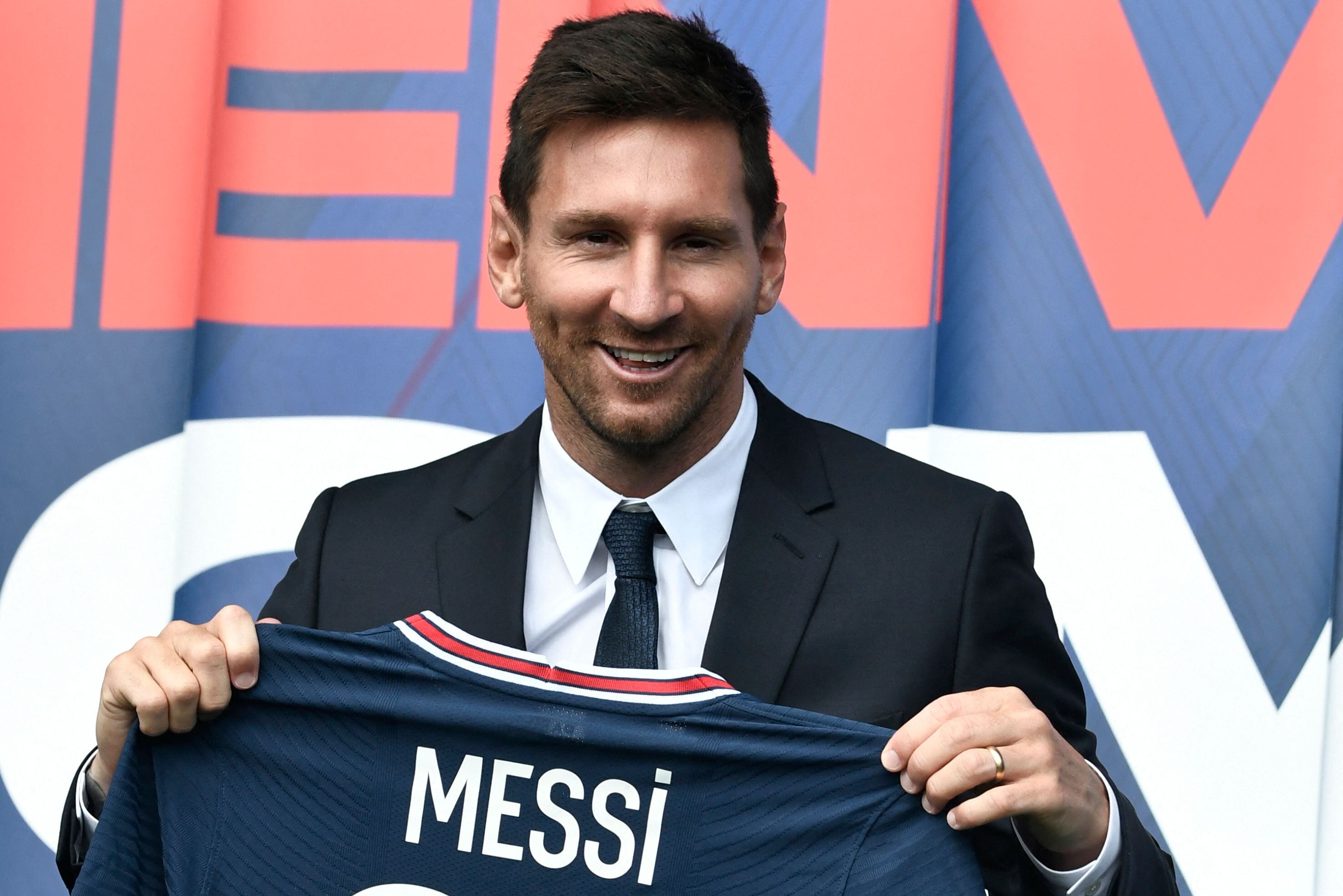 Lionel Messi agradeció al PSG: “Todo fue muy rápido, me trataron muy bien, soy feliz aquí”