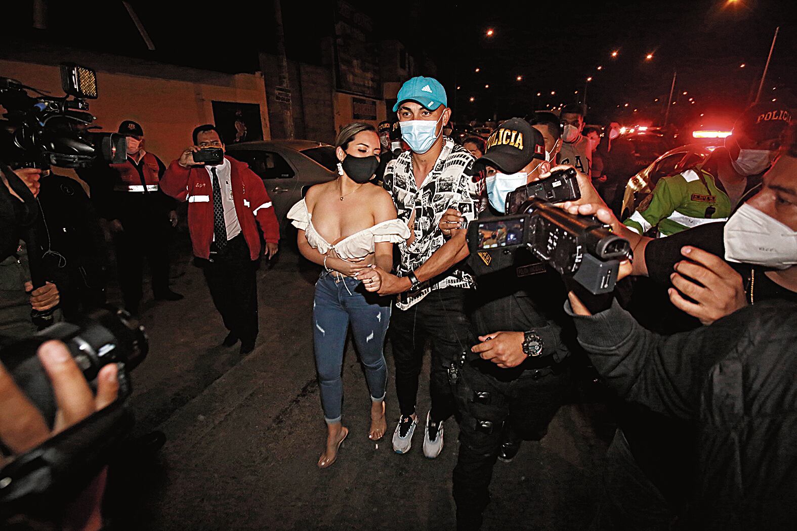 Este año Jean Deza tuvo más juergas que partidos de fútbol. Su prometedora carrera futbolística se fue diluyendo con cada ampay, en donde se le veía empinando el codo o en líos de faldas.