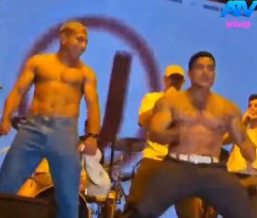 Edison Flores aprendió a bailar 'Cómo se mata el gusano' con Christian Domínguez como maestro. (Captura Magaly Tv)