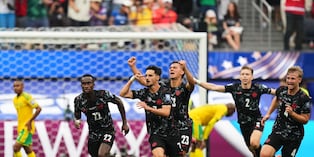 Stephen Eustaquio marcó el gol que le dio el triunfo a Canadá sobre Sudáfrica. (AP Photo/Andre Penner)