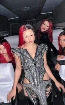 La cantante española se presentó con un nuevo look en el gigante recinto de San pablo (Foto: Rosalía / Instagram)