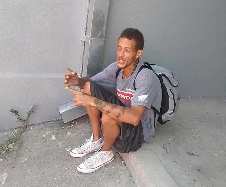 La imagen más reciente conocida de Delonte West en las redes sociales (Foto: twitter)