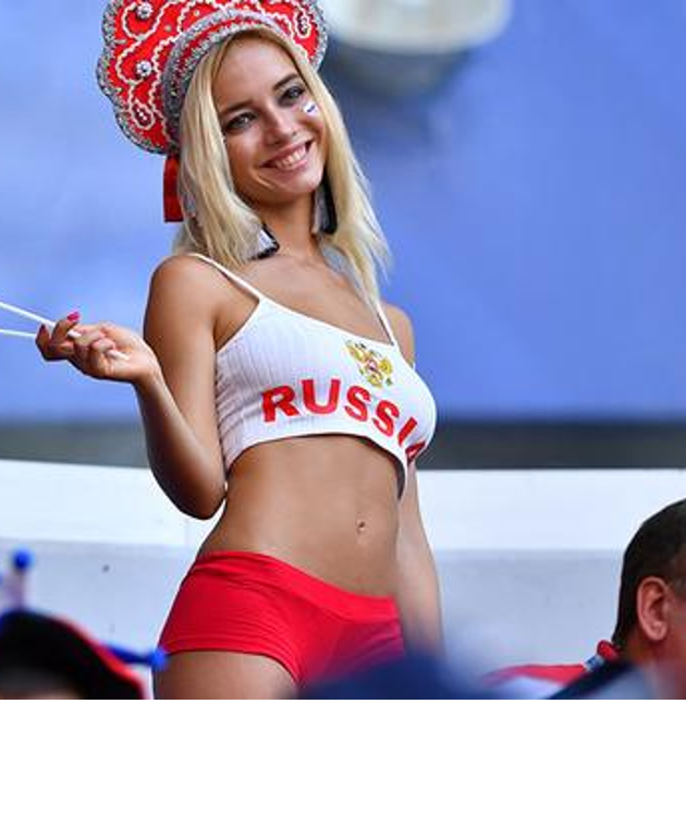 En 2018, con sus apariciciones en los estadios, fue coronada como la 'Novia del Mundial de Rusia'.