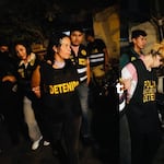 ¡Mujeres cortaban dedos a sus víctimas! Detienen a 15 secuestradores acusados de torturar y mutilar a empresarios en Lima