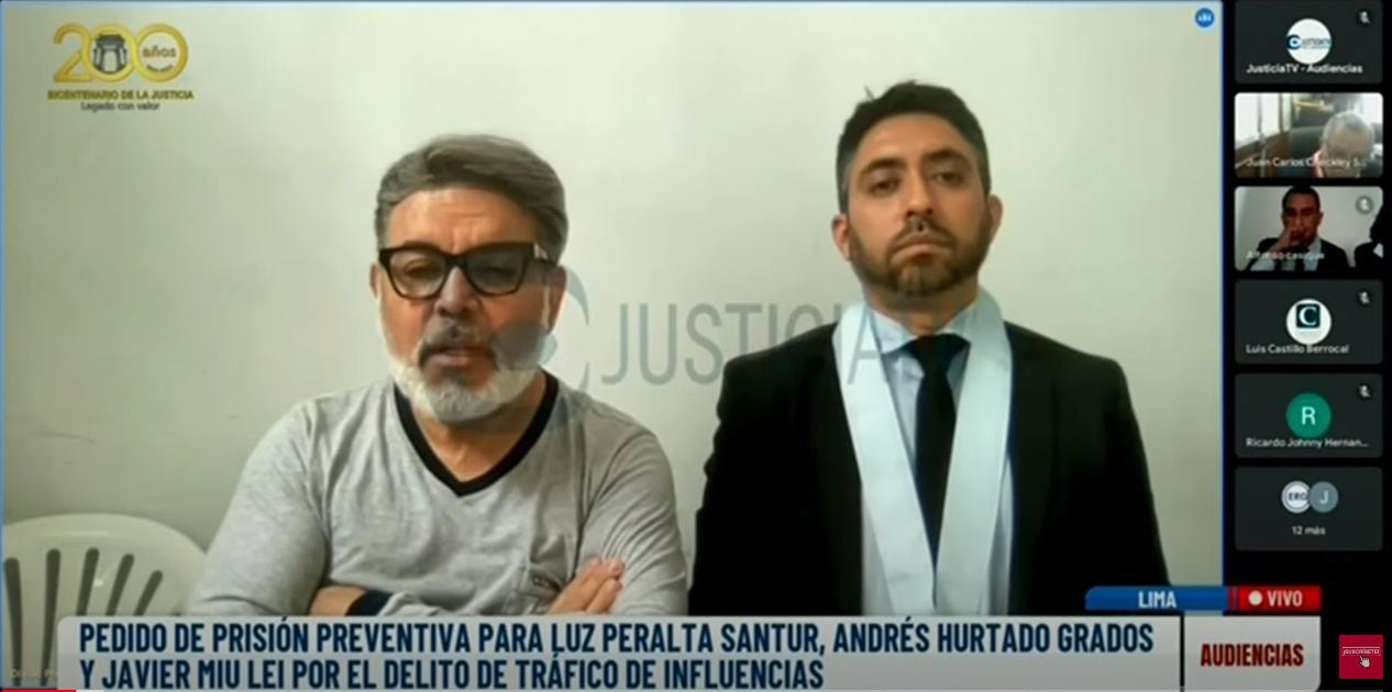 Andrés Hurtado y su abogado Percy Sampén durante audiencia virtual del último viernes.