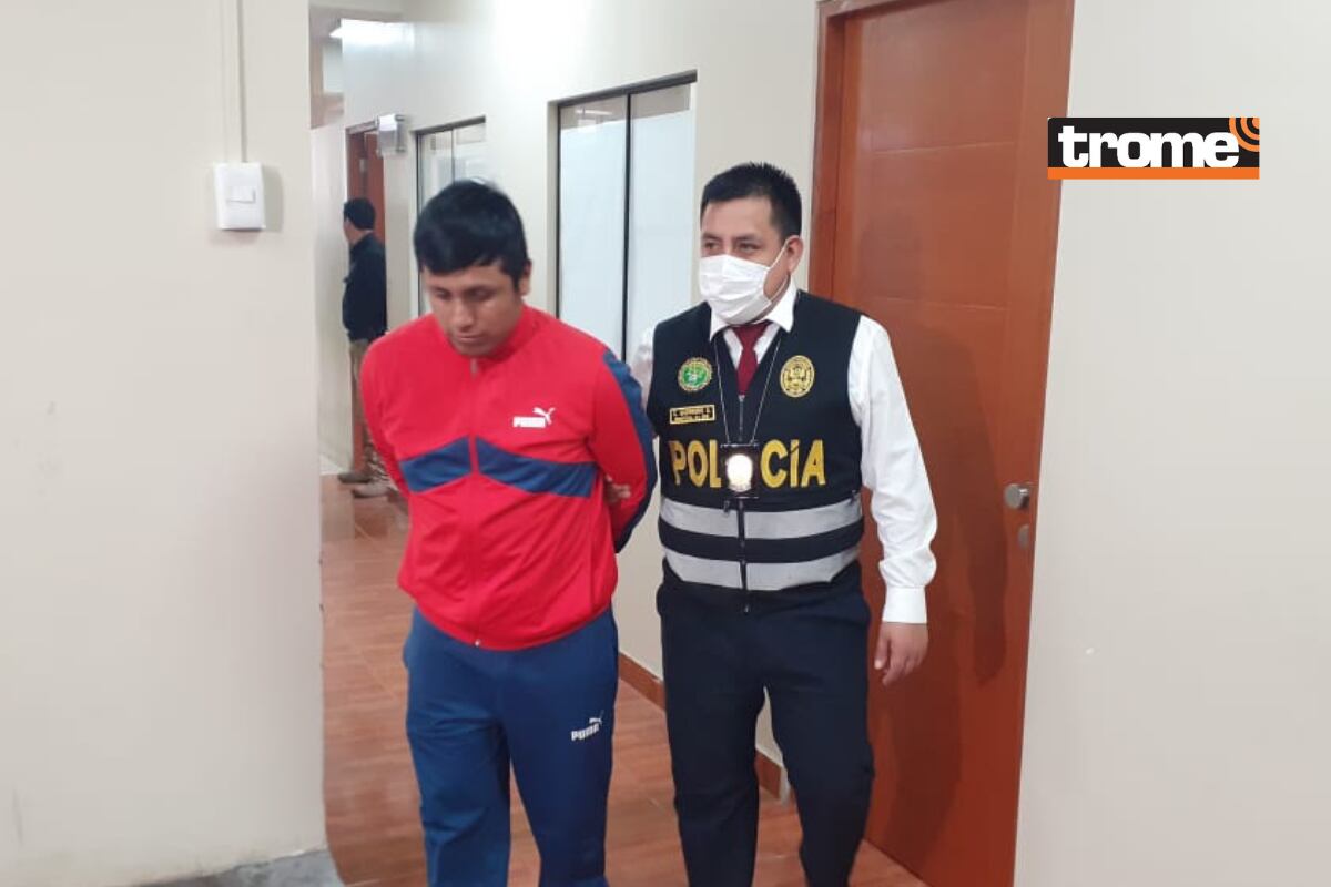 'Jordy' y 'Negro', dos de los presuntos asaltantes de la casa de apuestas 'Villabet', fueron intervenidos. (fotos: Mónica Rochabrum/trome)