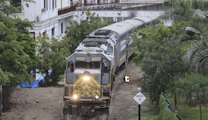 ¡Primer viaje sorprende! Tren Lima–Chosica supera su mayor duda técnica y cruza sin problemas el puente Los Ángeles