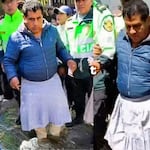 ¡Protesta en Huánuco! Alcalde terminó con pollera y recorrió calles tras reclamos por obras incumplidas
