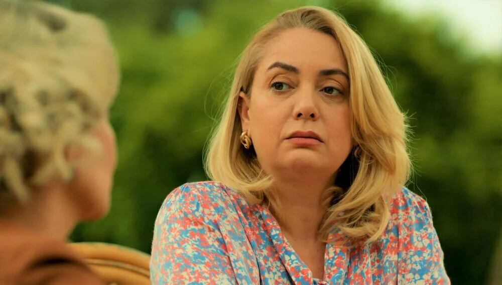 Sibel Taşçıoğlu como Şermin Yaman en la telenovela turca "Tierra amarga" (Foto: Tims & B Productions)