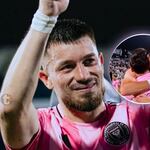 Se emocionó al recibir la camiseta de Messi