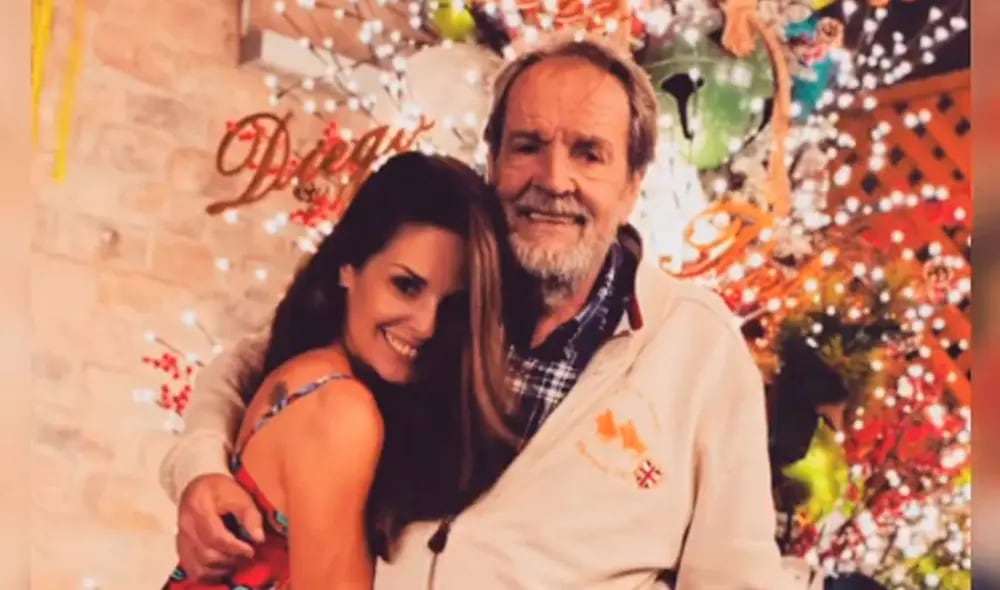 Rebeca Escribens y su padre
